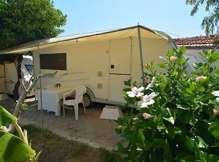 Camping Golden Club & Caravan Holidays 3*