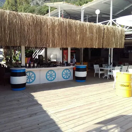 Golden Club & Caravan Holidays Camping 3*
